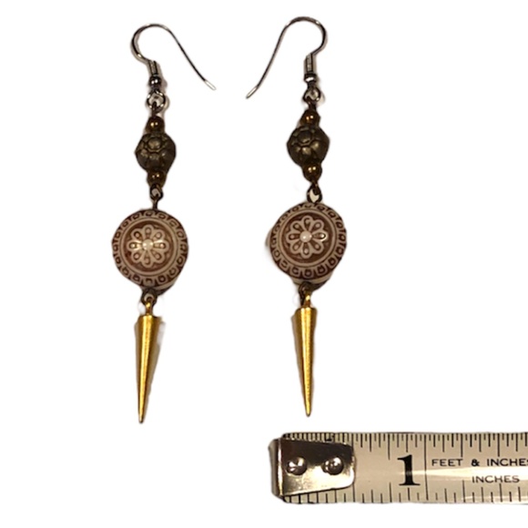 Vintage Boho Dangle Wire Hook Earrings - Picture 4 of 4